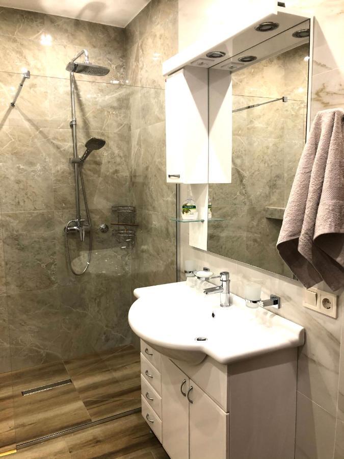 Lovely Apartment Sveti Stefan Ilha Sveti Stefan Exterior foto